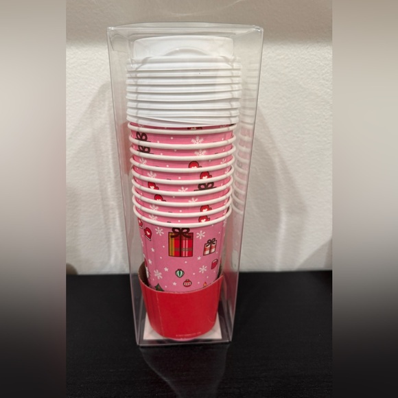 Hello Kitty Holiday Hot Cups - Picture 3 of 4